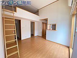 ルマンド 2階ワンルームのリビング/ダイニング