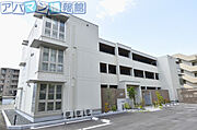 青山駅より徒歩10分 築1年2ヶ月 3階建の賃貸物件