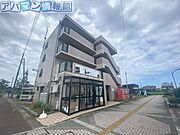 越後赤塚駅より徒歩1分 築29年2ヶ月 4階建の賃貸物件
