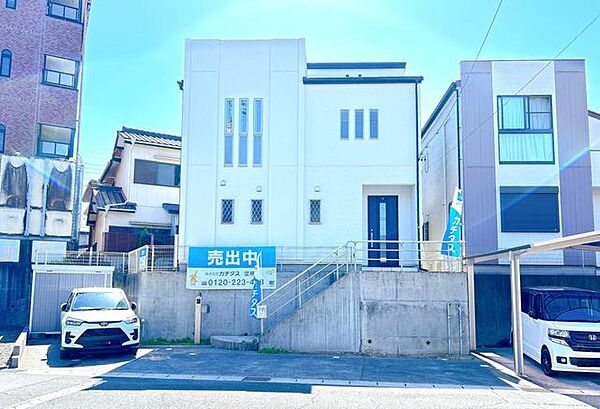 外観：323000496169