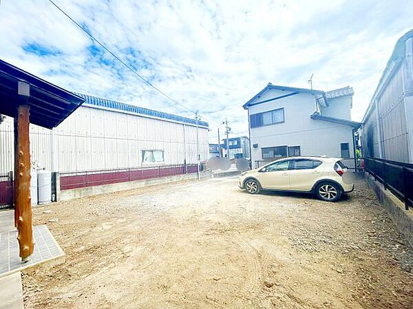 【駐車場】別角度