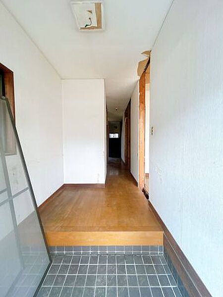 【リフォーム中/1階廊下】