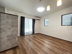 埼玉県ふじみ野市福岡新田 築浅戸建 4LDKのリビング/ダイニング