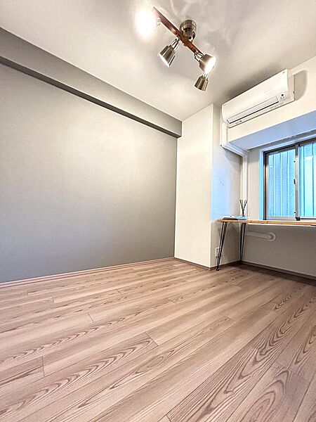 壁の一部がアクセントになっており、オシャレですね
