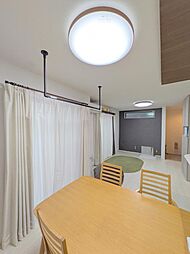 朝霞市膝折町3丁目　戸建 3LDKのリビング/ダイニング