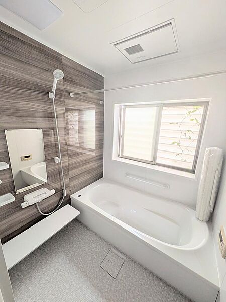 ・本画像は入居者様の家具をCGで消した画像であり、現況と異なる可能性がございます。