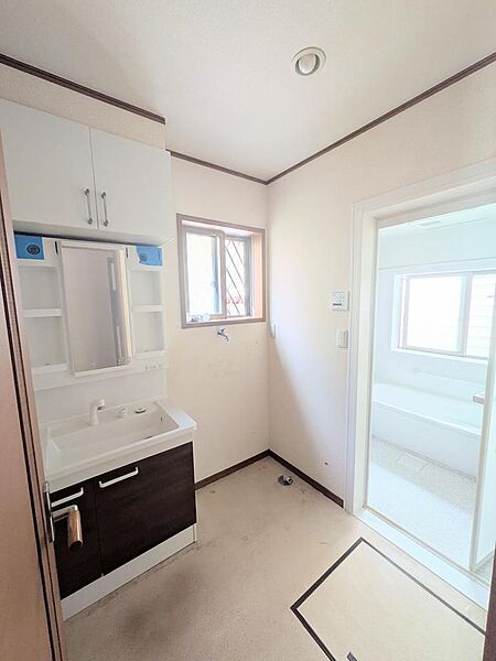 ・本画像は入居者様の家具をCGで消した画像であり、現況と異なる可能性がございます。