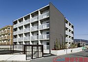 北千里駅より徒歩23分 築17年3ヶ月 4階建の賃貸物件