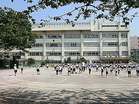 墨田区立菊川小学校 徒歩8分。 590m