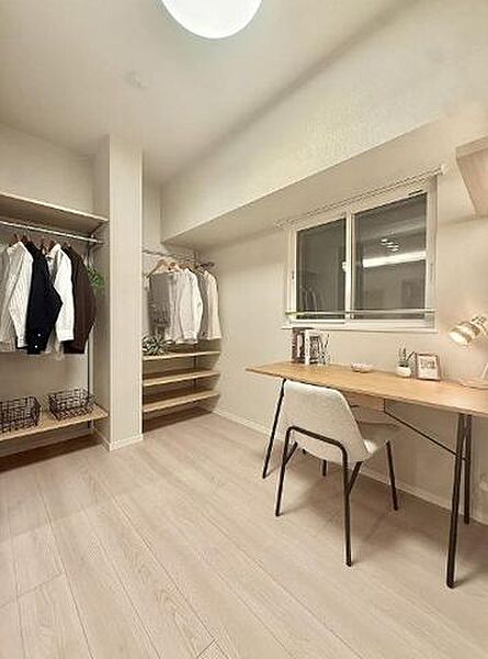プライベートな時間を静かに過ごせる、安らぎと落ち着きを感じられるお部屋です。