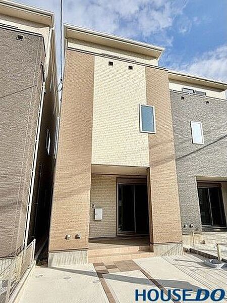 外観：334000216929