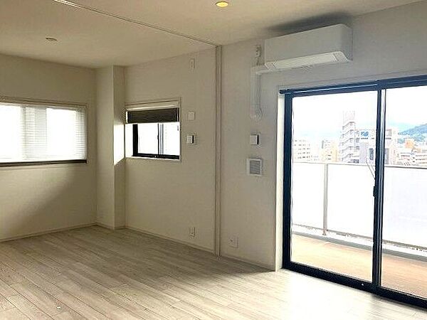 約13.5帖のLDKです