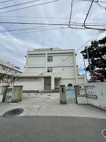 広島市立比治山小学校 1200m