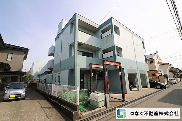 apartment 石川県金沢市入江２丁目169番地