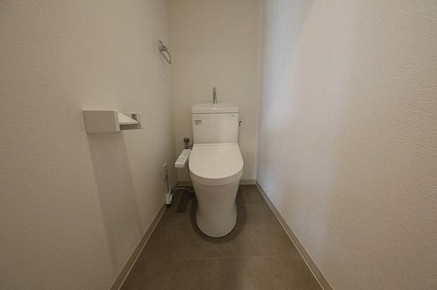 トイレです、2022年8月に新規取替済みです。