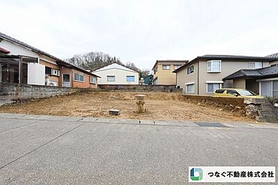 外観：ゆとりのある敷地です。建築条件は有りません