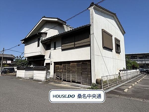 三岐鉄道北勢線「馬道」駅より徒歩約12分桑名市コミュニティバス「神楽町1丁目」停より徒歩約5分。交通アクセス良好な立地です。