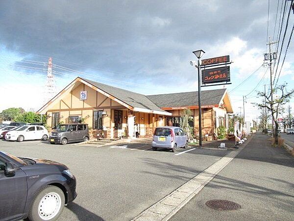 コメダ珈琲店　桑名広見ヶ丘店　ブラックは深みがあり、フレッシュと砂糖を加えることで、さらにバランスが良く飲みやすい。【営業時間】7：00～22：00118席（全席禁煙）/駐車場44台 1090m