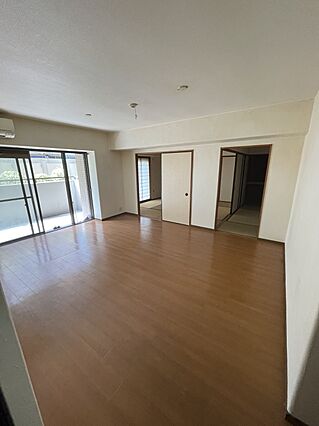 リビング/ダイ...