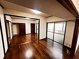 一二三ビル 3LDKのリビング/ダイニング