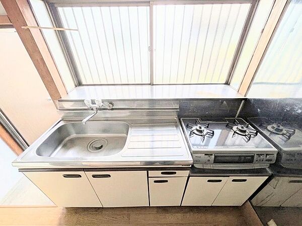 本画像は入居者様の家具をCGで消した画像であり、現況と異なる可能性がございます。