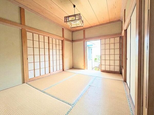 本画像は入居者様の家具をCGで消した画像であり、現況と異なる可能性がございます。