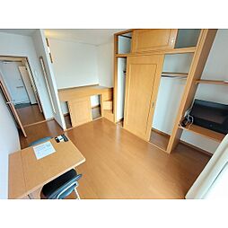 レオパレスプレジールずみの木 1階1Kのリビング/ダイニング