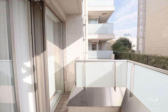 バルコニー ロイヤルシーズン南麻布ヒルサイド 2階/-