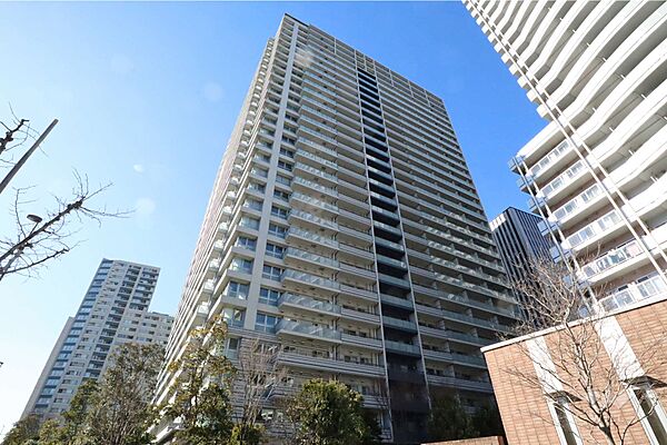 プライムパークス品川シーサイドザタワーの外観(南東側から)
