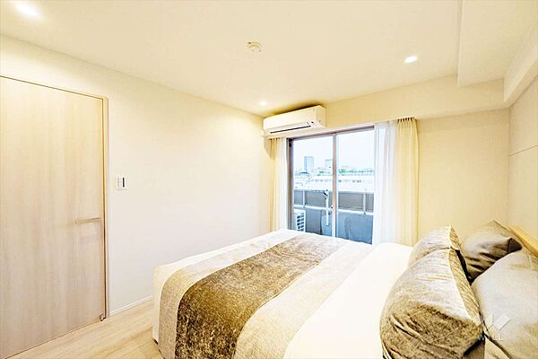寝室を拡大表示