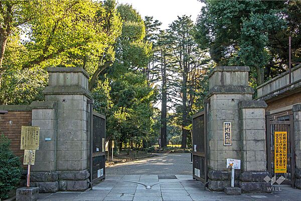 駒場公園の外観