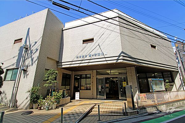 富ヶ谷図書館の外観