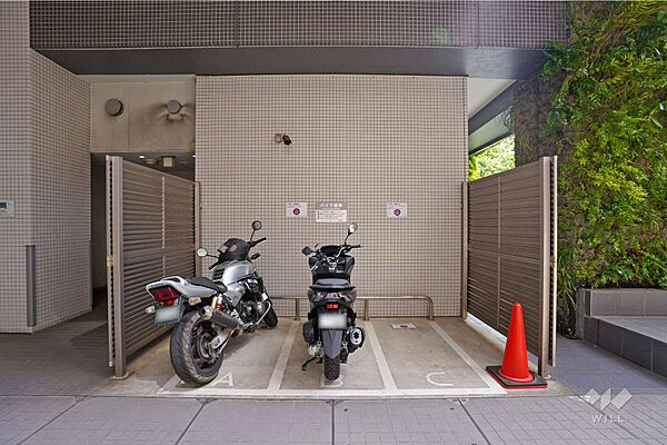 バイク置場