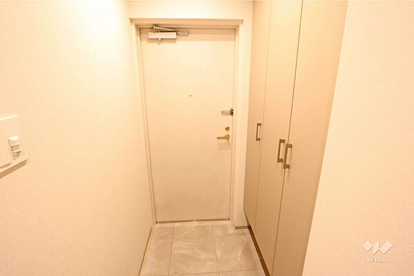 玄関すっきりとした玄関になっています。