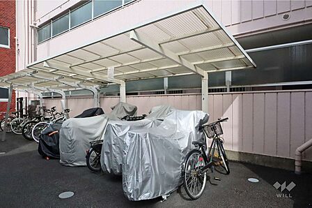バイク置き場(屋根付き)