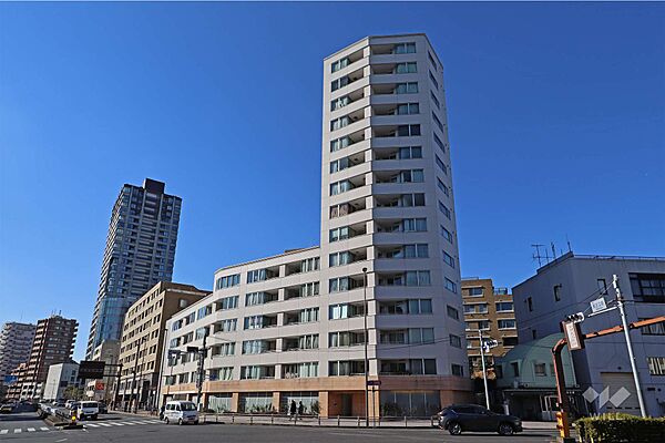 ラマーレ白金の外観（東側から）