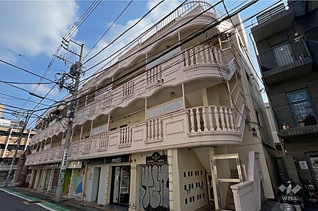 キャッスルマンション代官山の外観(西側から)