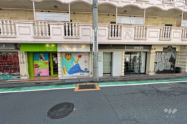 1Fテナント部分