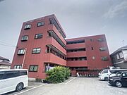 細畑駅より徒歩11分 築33年8ヶ月 4階建の賃貸物件