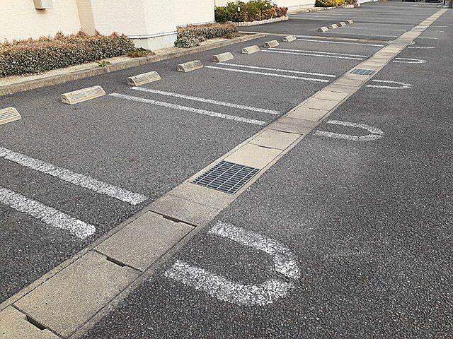 4 / 4
