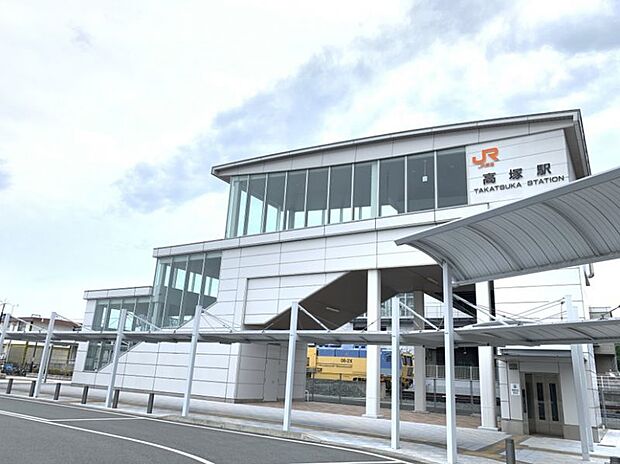 東海道本線「高塚」駅　4191ｍ　徒歩約53分　駅周辺は南区の中心街。北東方向にスズキ本社があります。