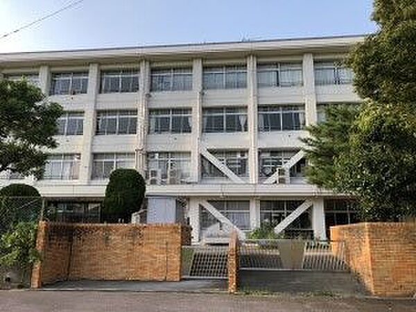◆曽野小学校　約1400ｍ　徒歩約18分
