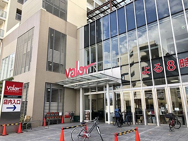 岩倉南部中学校まで850ｍ　徒歩11分