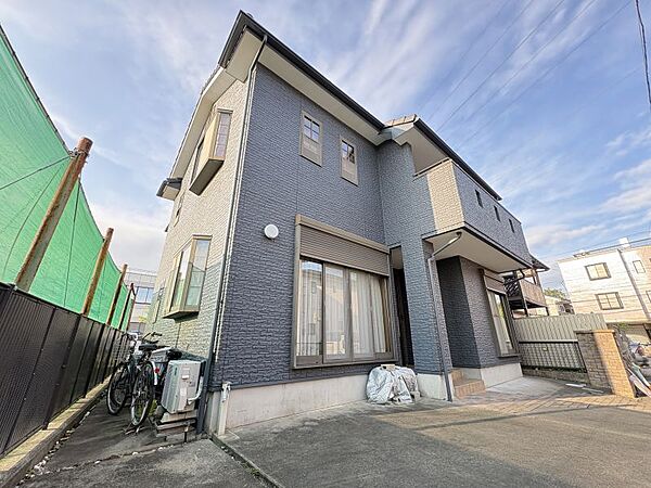 建物面積広々約154.8m2！2階にはミニキッチンもあり二世帯としても利用可能です！