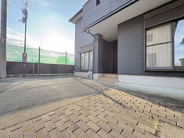 全居室収納完備！大きな納戸もあり季節物やアウトドア用品、ストック等すっきり収納できます！