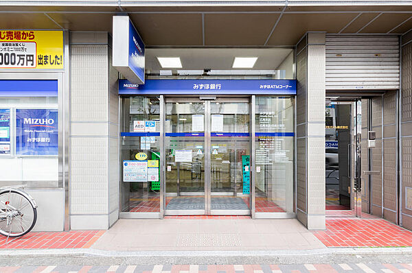 ■　銀行　■