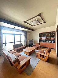 高松市香西本町　中古戸建 6SLDKのリビング/ダイニング