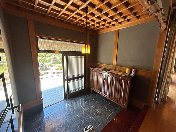玄関