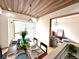 阪神住建グランドヴィラ此花II 3LDKのリビング/ダイニング