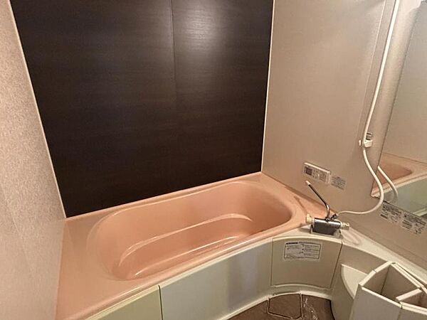 浴室を拡大表示